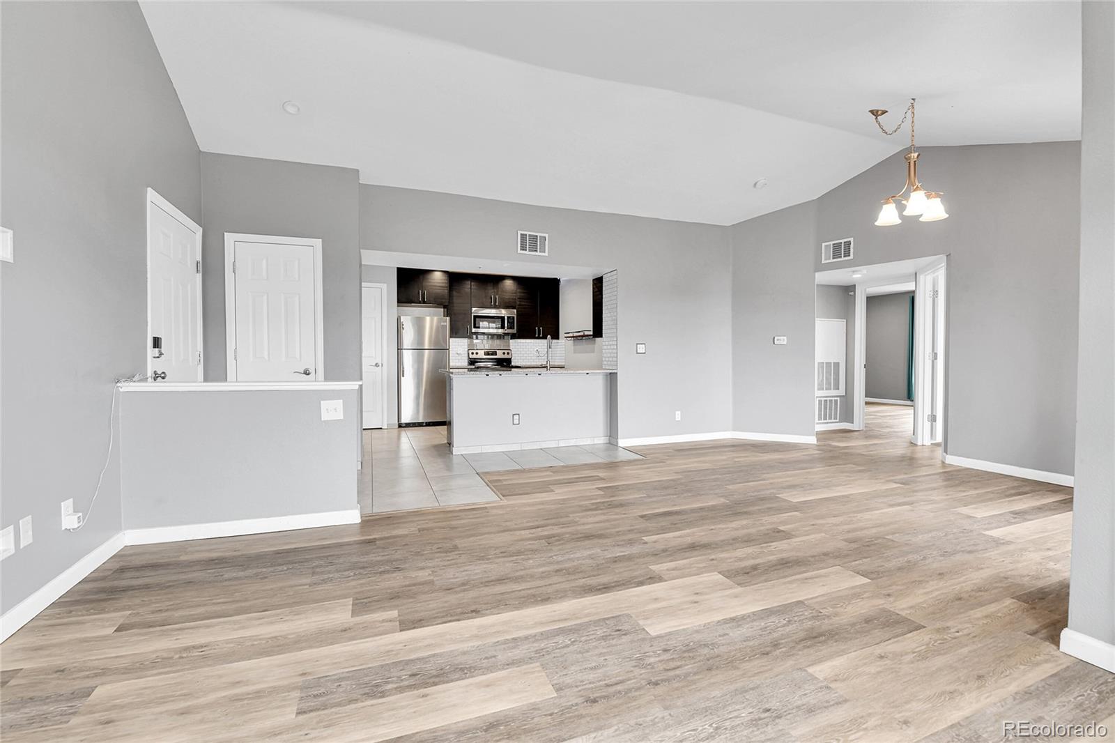 MLS Image #5 for 12816  ironstone way,parker, Colorado