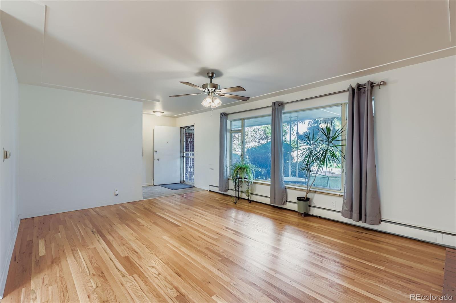 MLS Image #7 for 574  iola street,aurora, Colorado