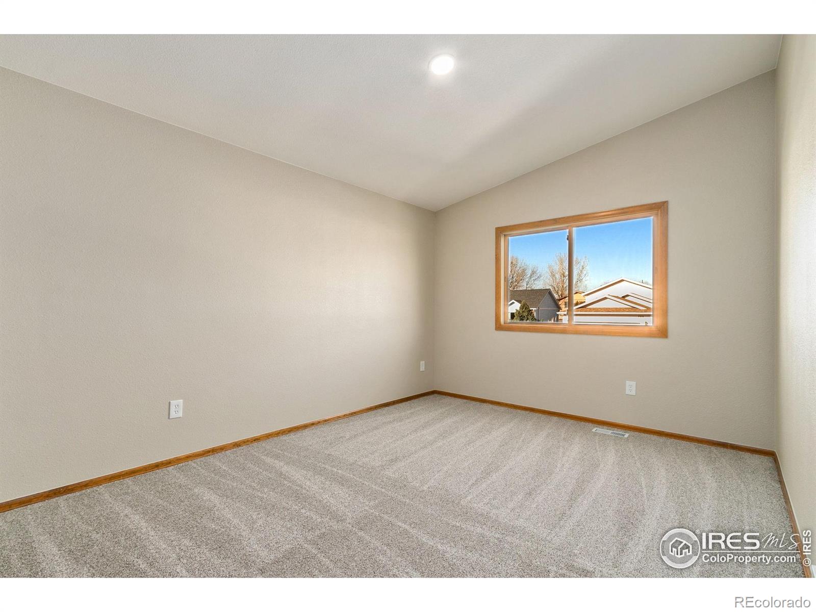 MLS Image #10 for 701  blue mountain drive,fort collins, Colorado