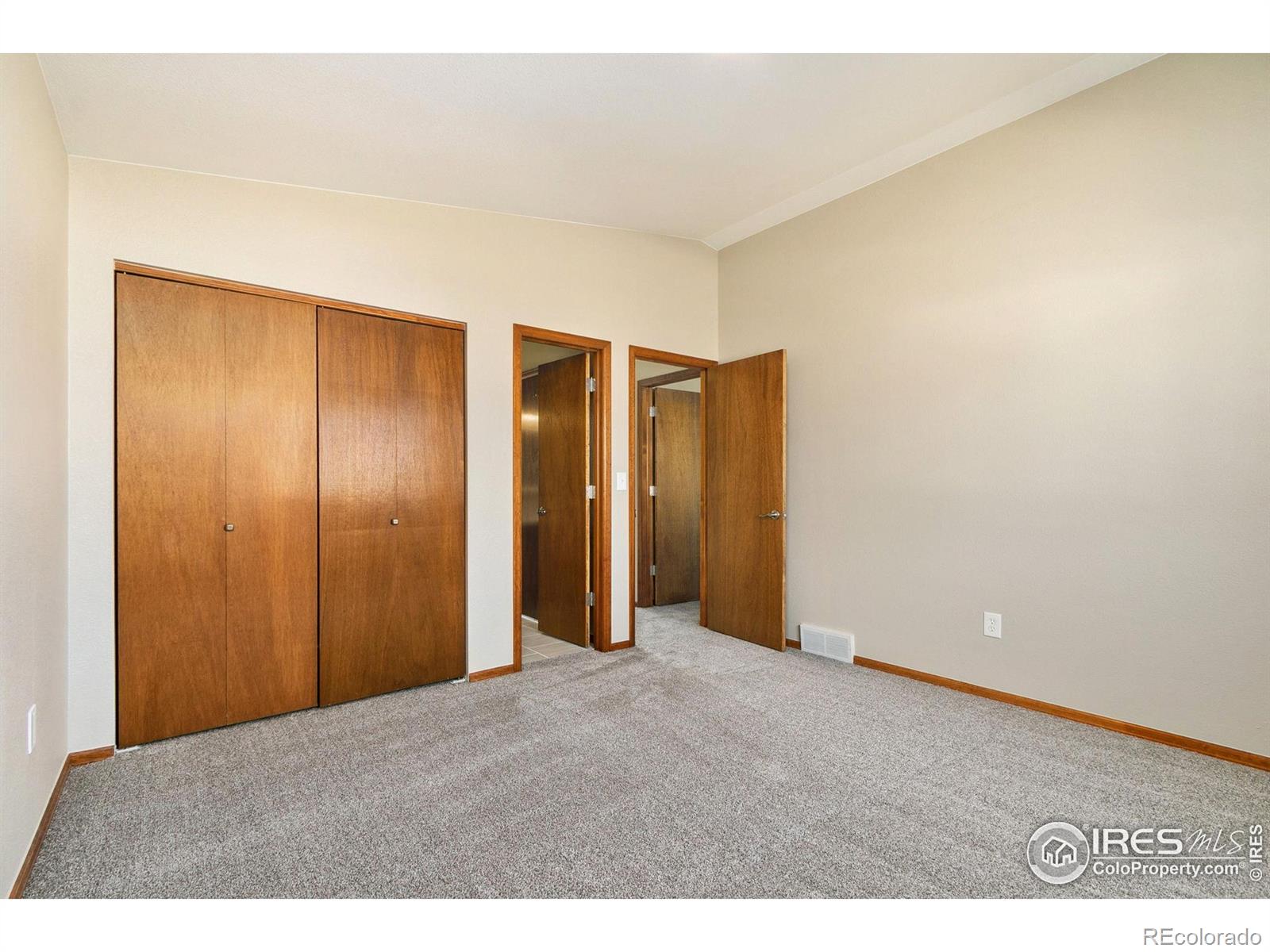 MLS Image #12 for 701  blue mountain drive,fort collins, Colorado