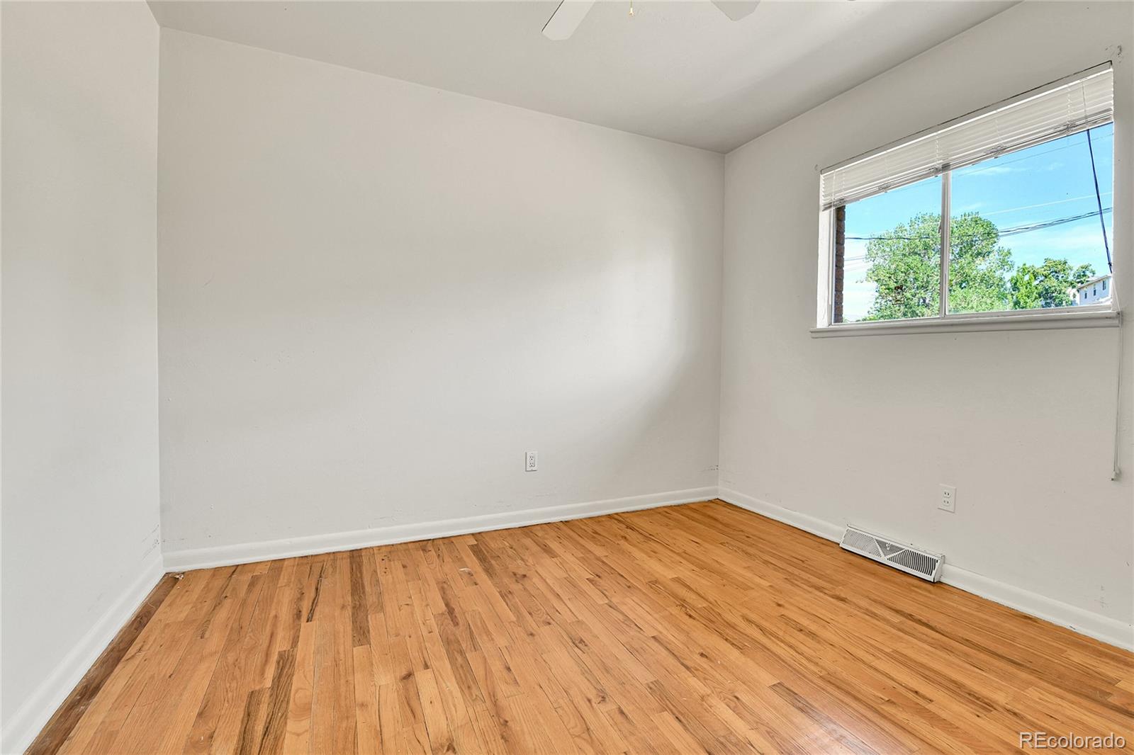 MLS Image #8 for 9181  aspen drive,thornton, Colorado