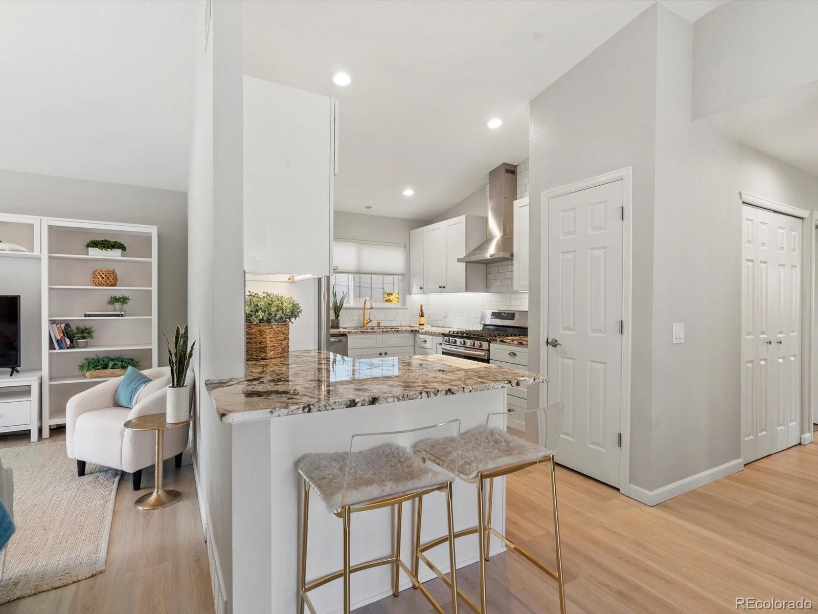 MLS Image #4 for 3677 s jasper street,aurora, Colorado
