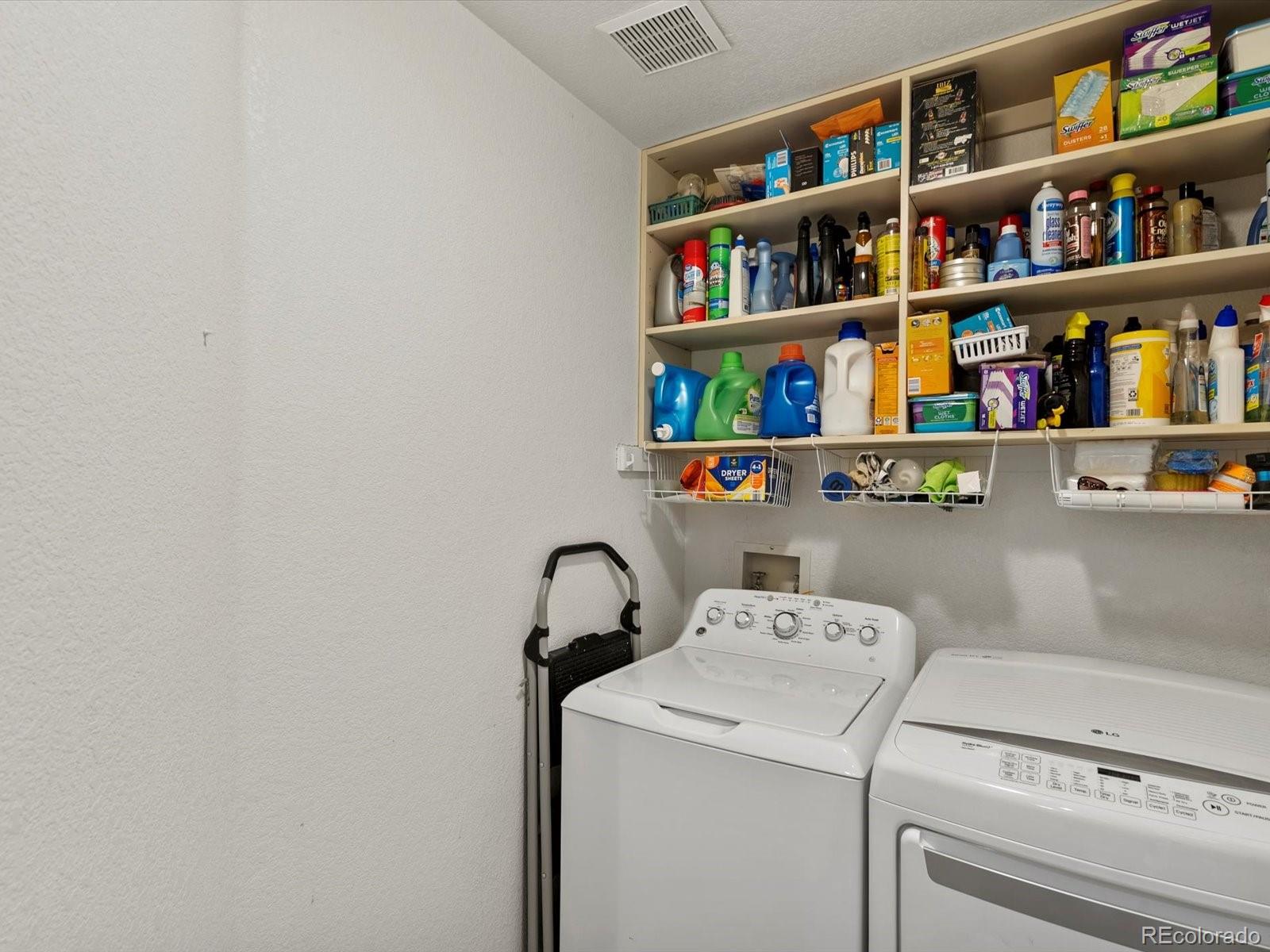 MLS Image #15 for 5504 s tibet street,aurora, Colorado