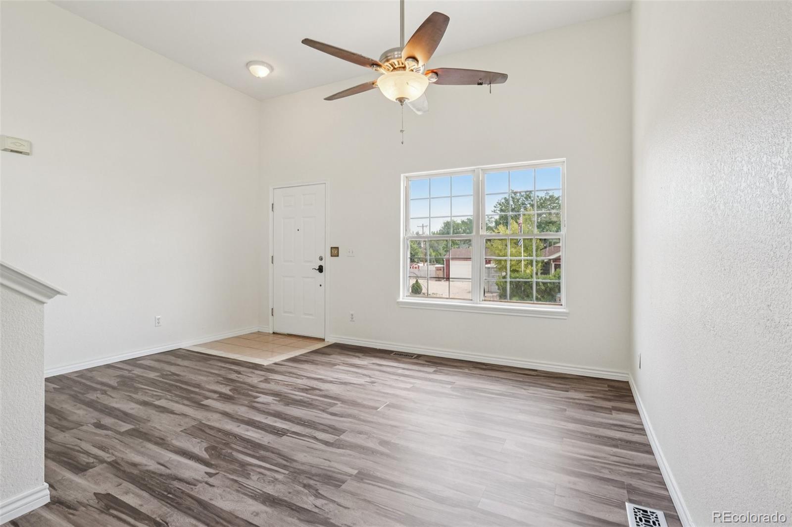 MLS Image #3 for 715  elm street,frederick, Colorado