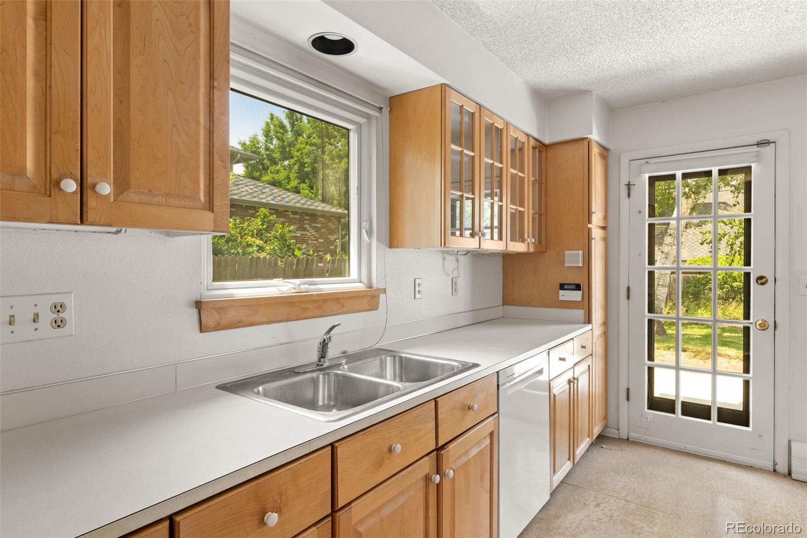 MLS Image #13 for 769  olive street,denver, Colorado