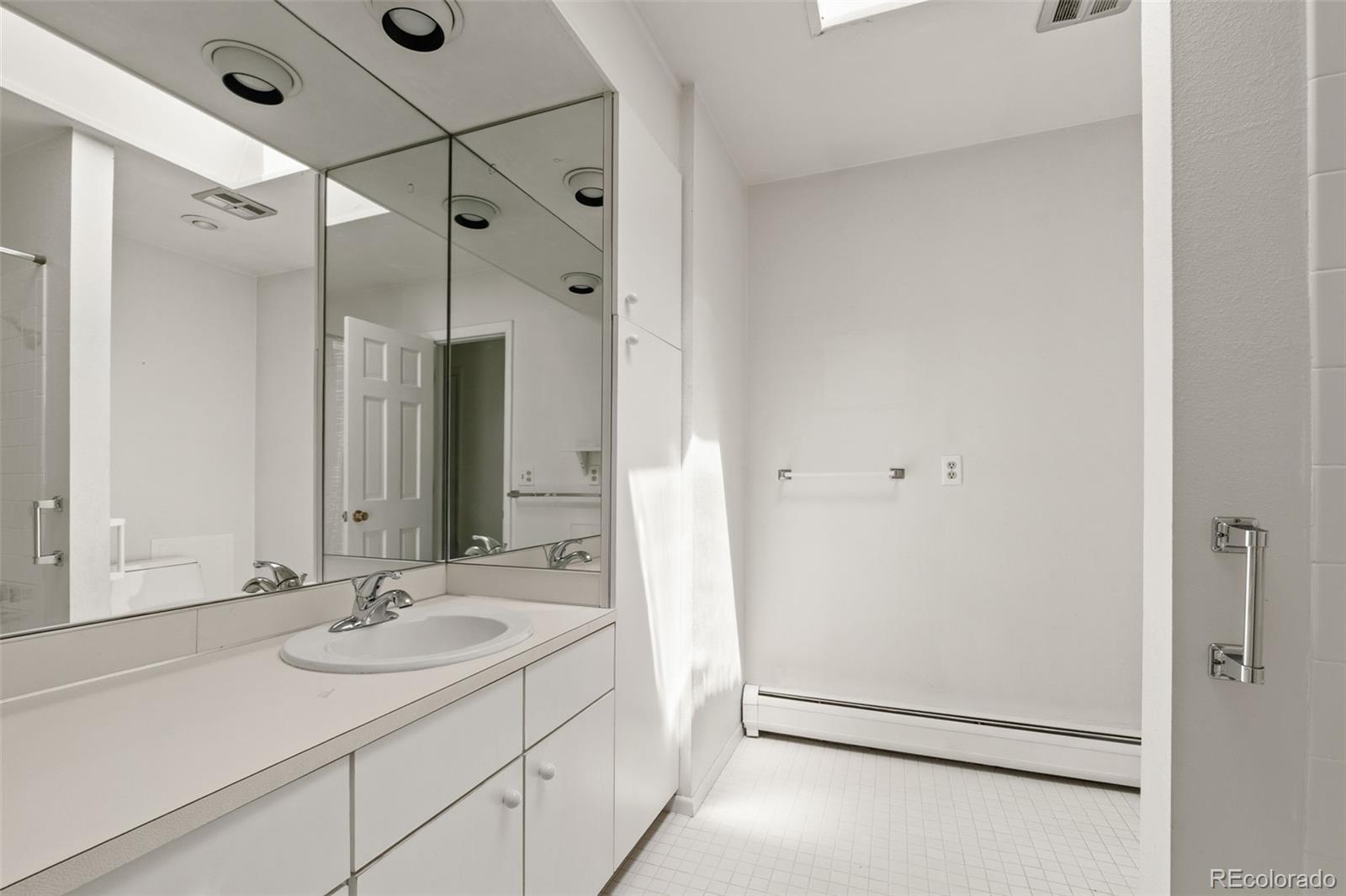 MLS Image #26 for 769  olive street,denver, Colorado