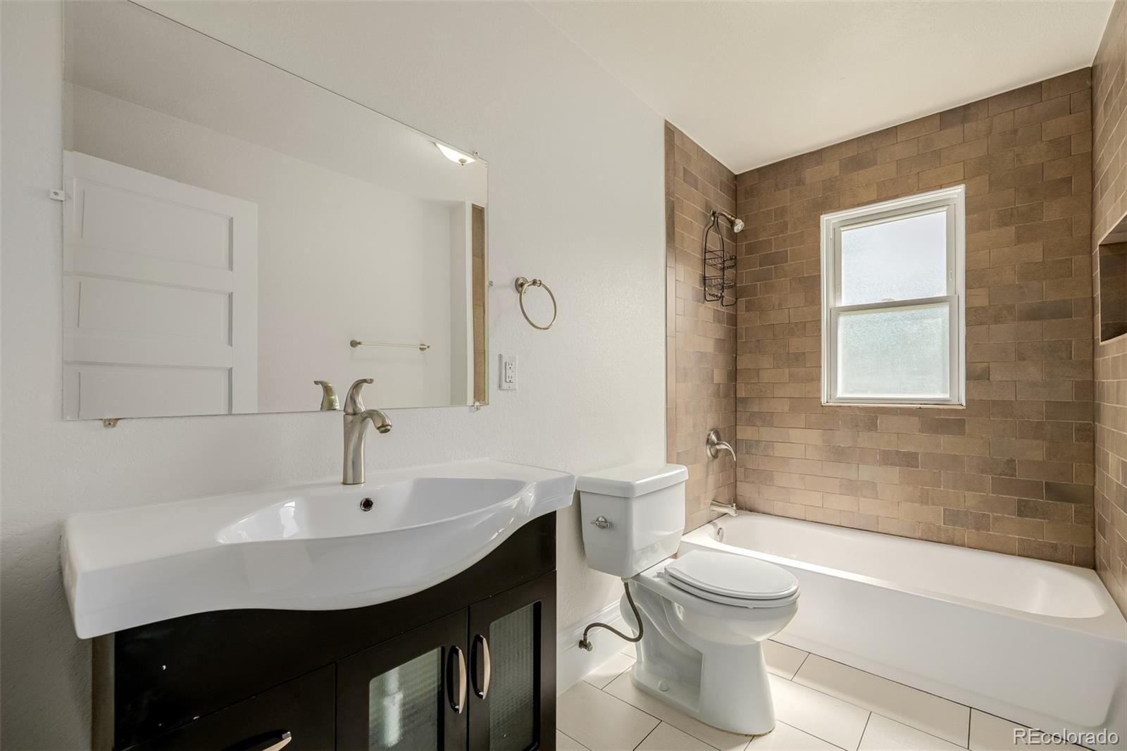 MLS Image #15 for 724 e 23rd avenue,denver, Colorado