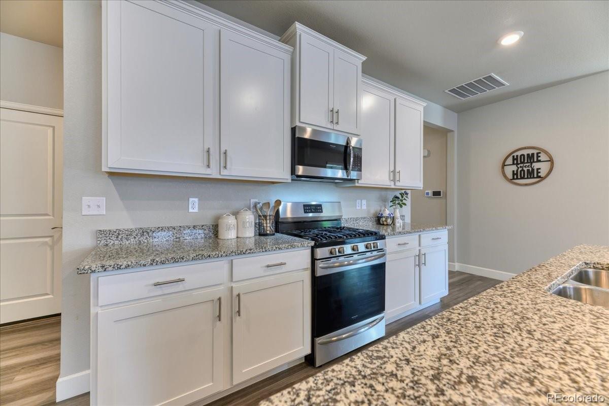 MLS Image #11 for 561  beaver creek court,brighton, Colorado