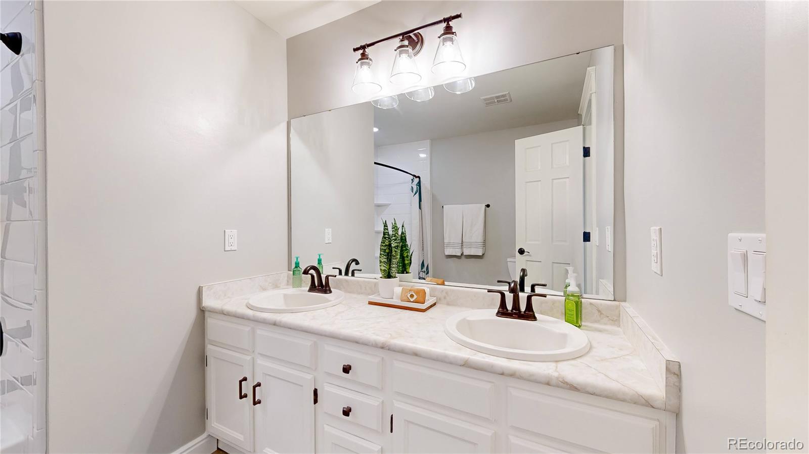 MLS Image #16 for 2335  ranch drive,westminster, Colorado