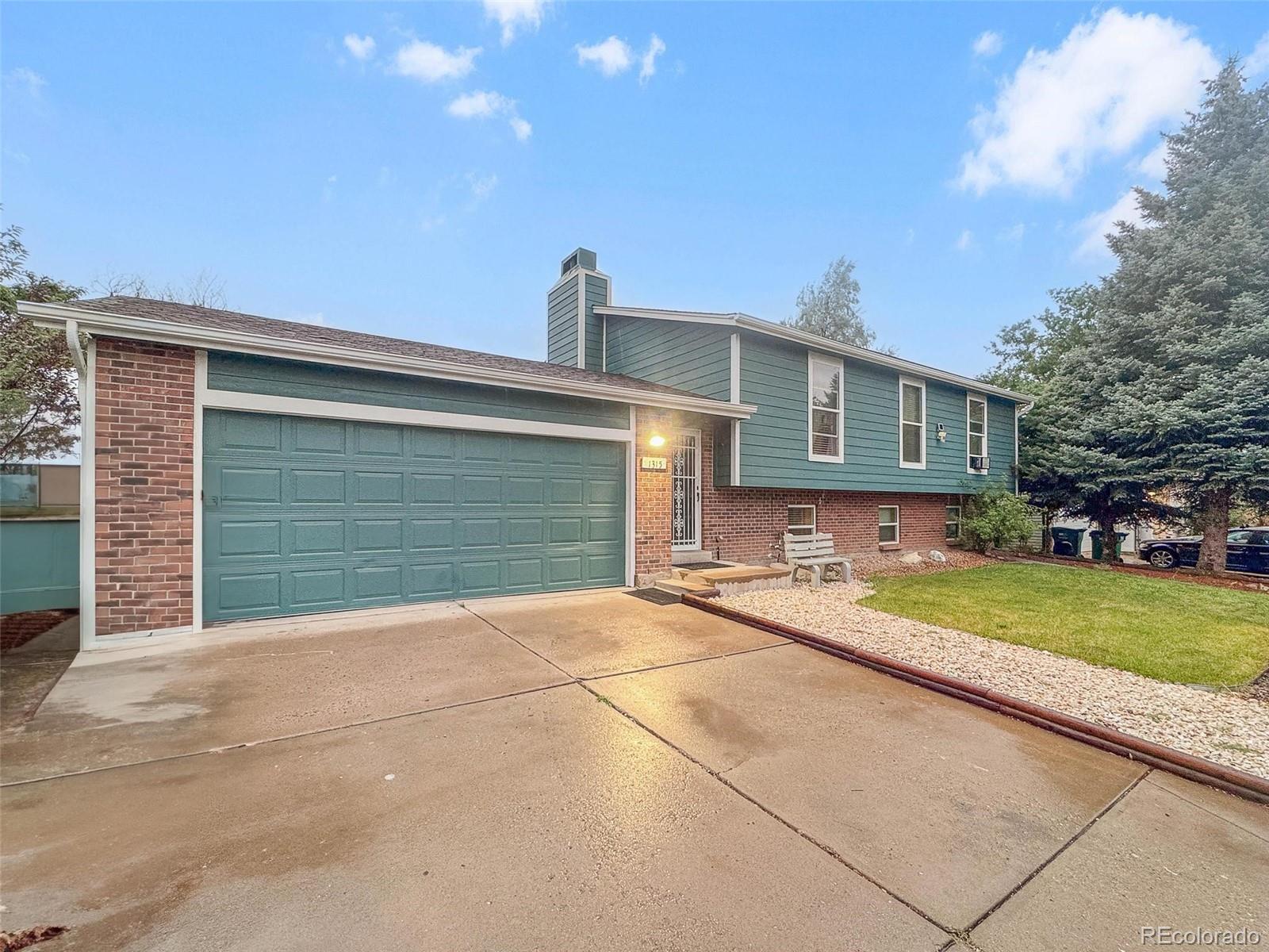 MLS Image #3 for 1315 s zeno way,aurora, Colorado