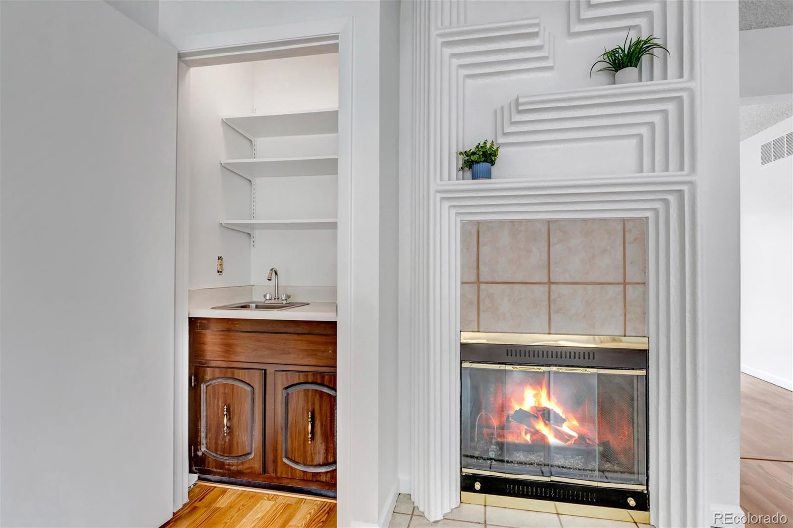 MLS Image #2 for 2963  mesa road,colorado springs, Colorado