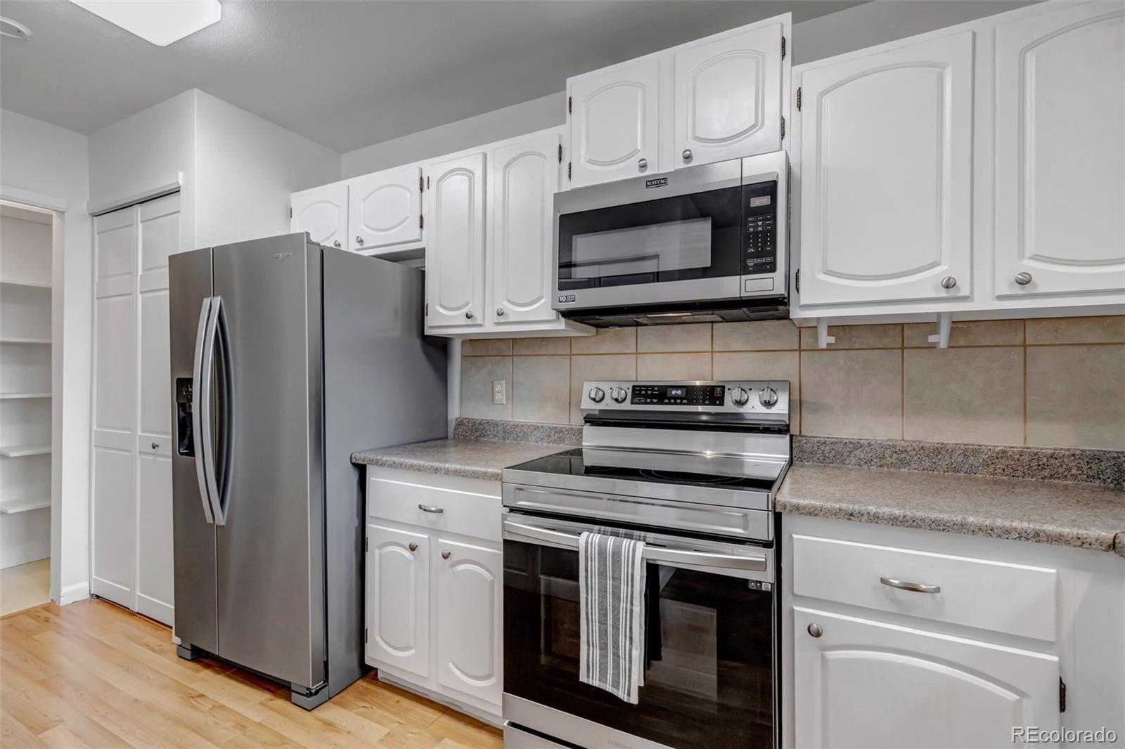 MLS Image #3 for 2963  mesa road,colorado springs, Colorado