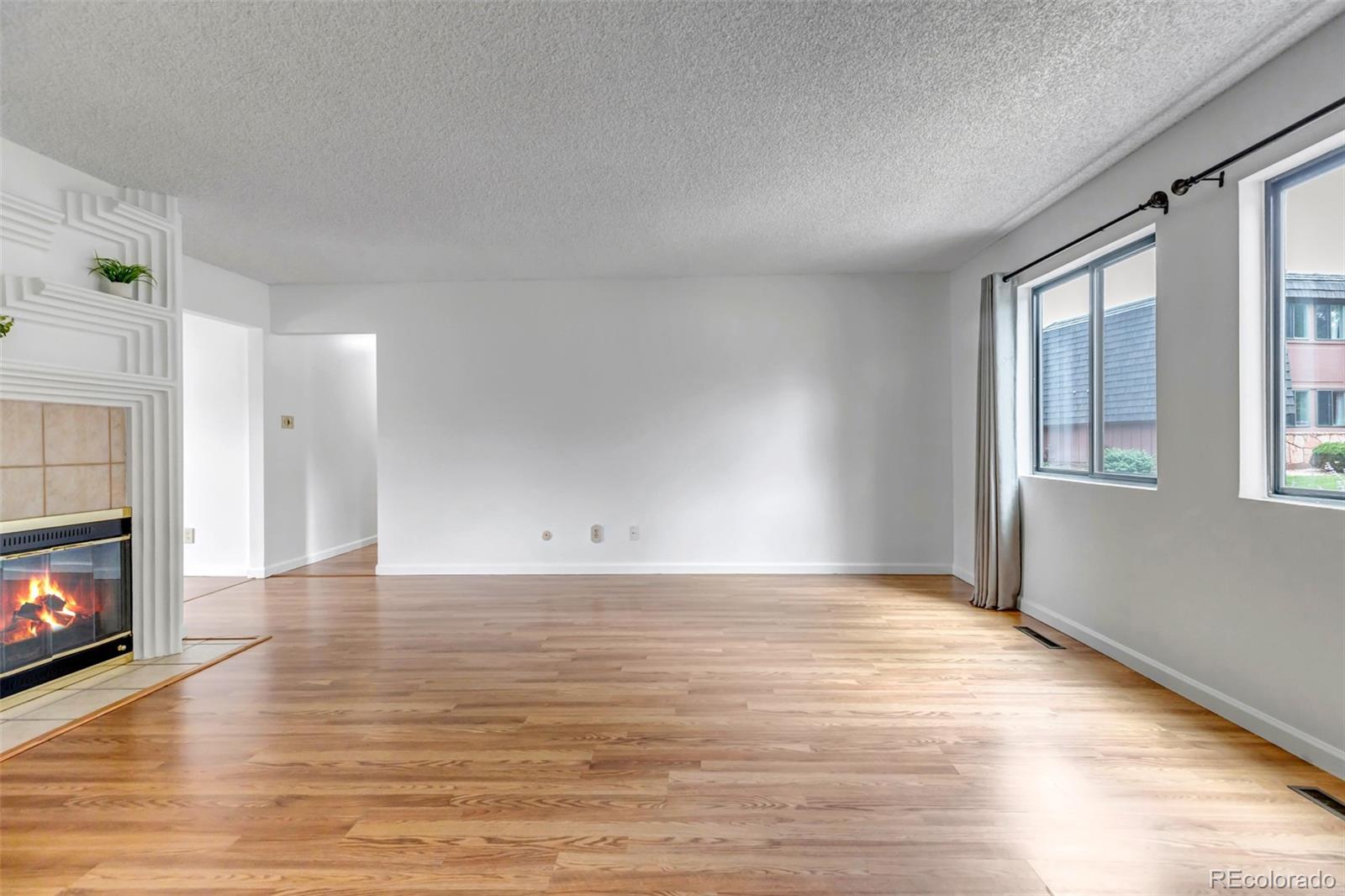 MLS Image #6 for 2963  mesa road,colorado springs, Colorado