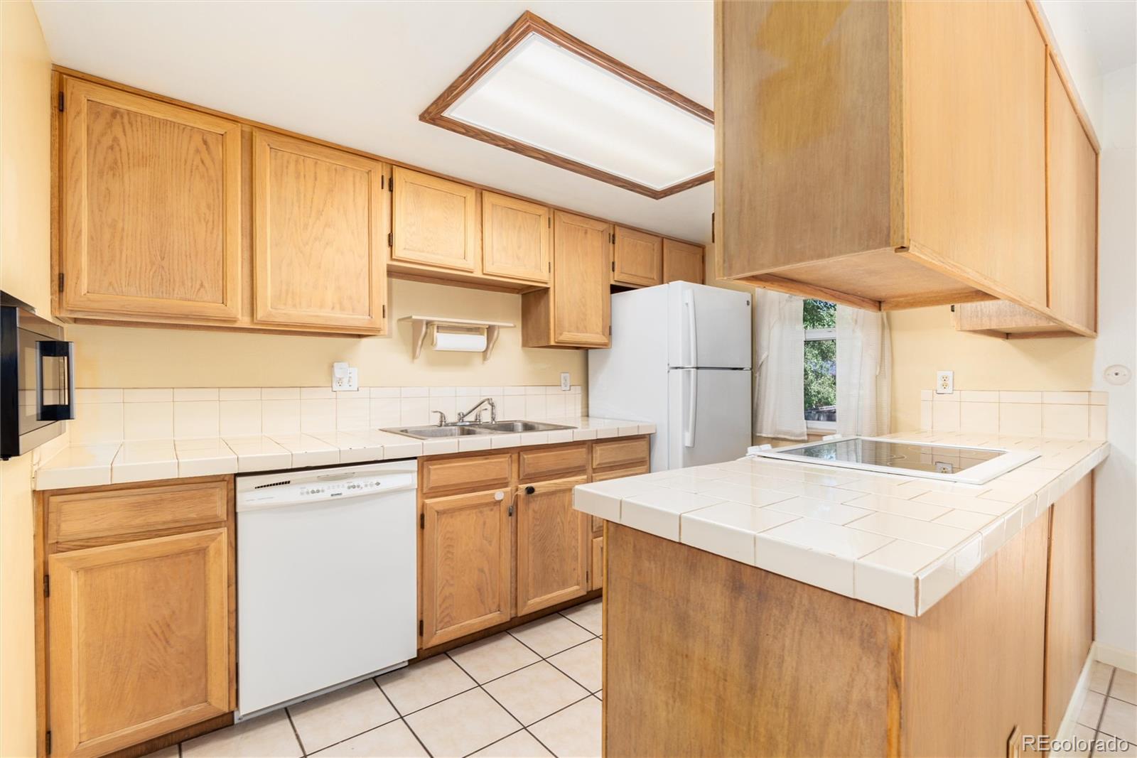 MLS Image #11 for 8566  cody court,arvada, Colorado