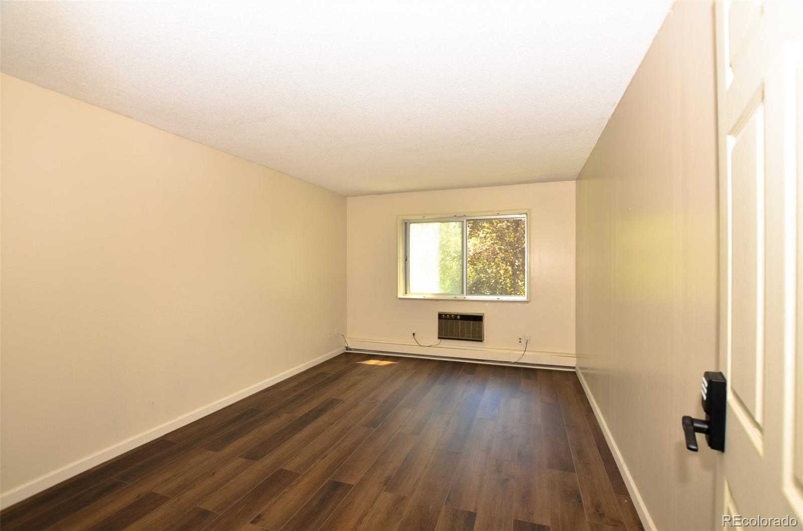 MLS Image #16 for 6940 e girard avenue,denver, Colorado