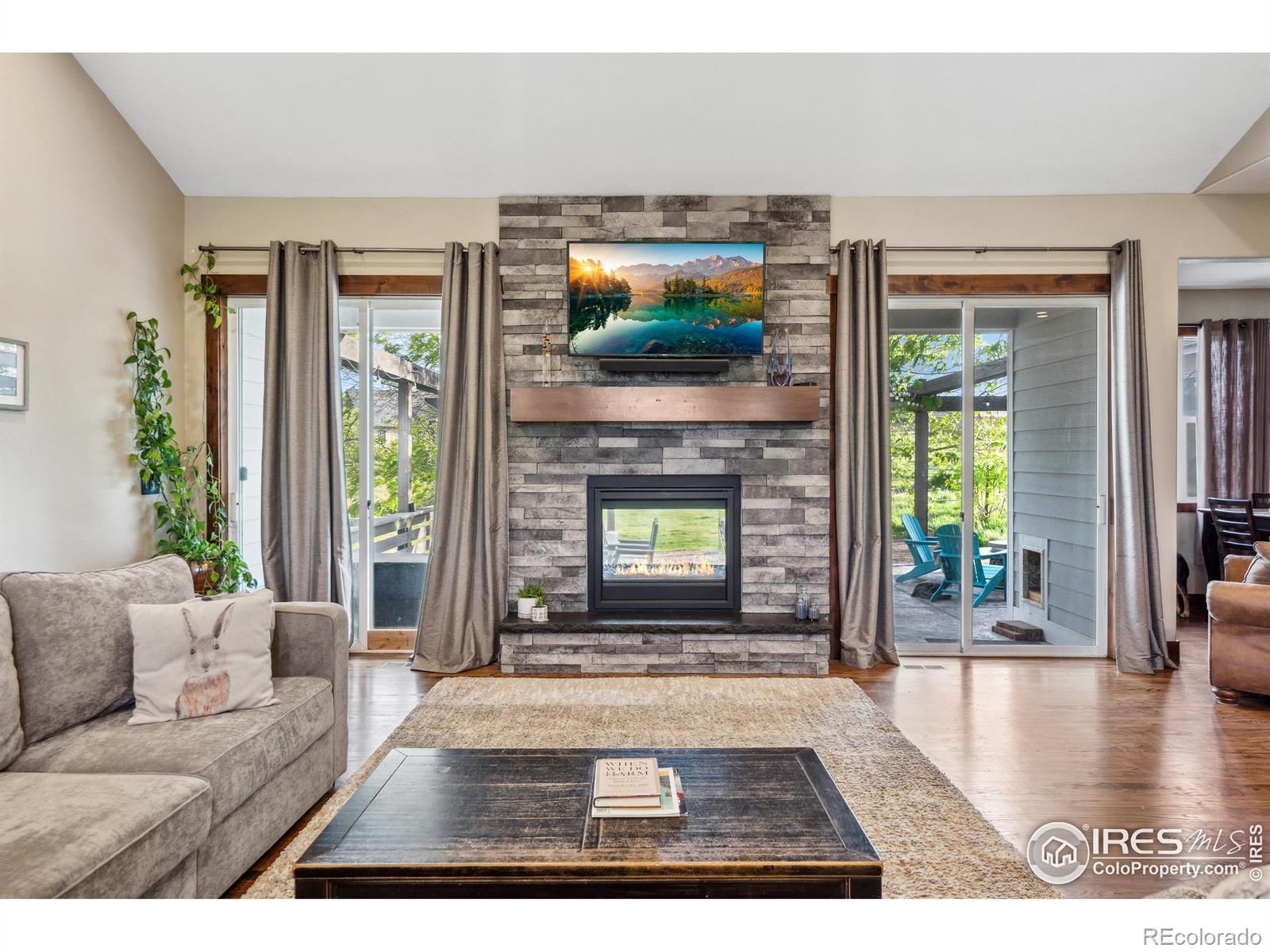 MLS Image #3 for 6332  woodland hill court,loveland, Colorado