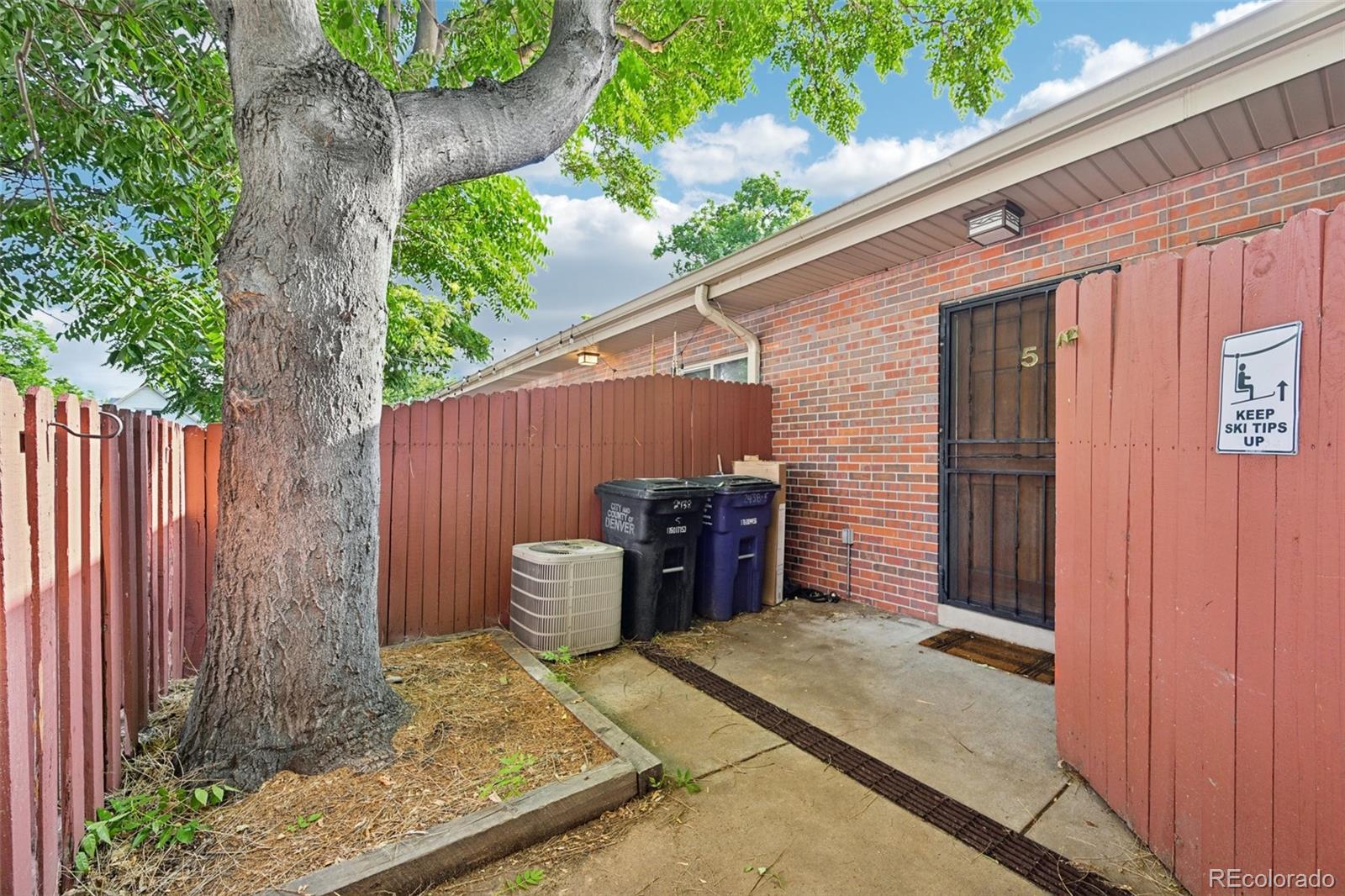 MLS Image #18 for 2438 w 35th avenue,denver, Colorado