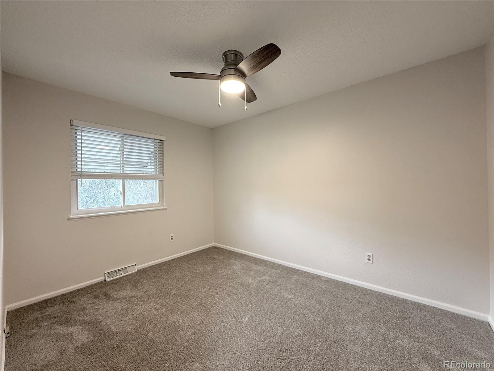 MLS Image #10 for 839 s leyden street,denver, Colorado