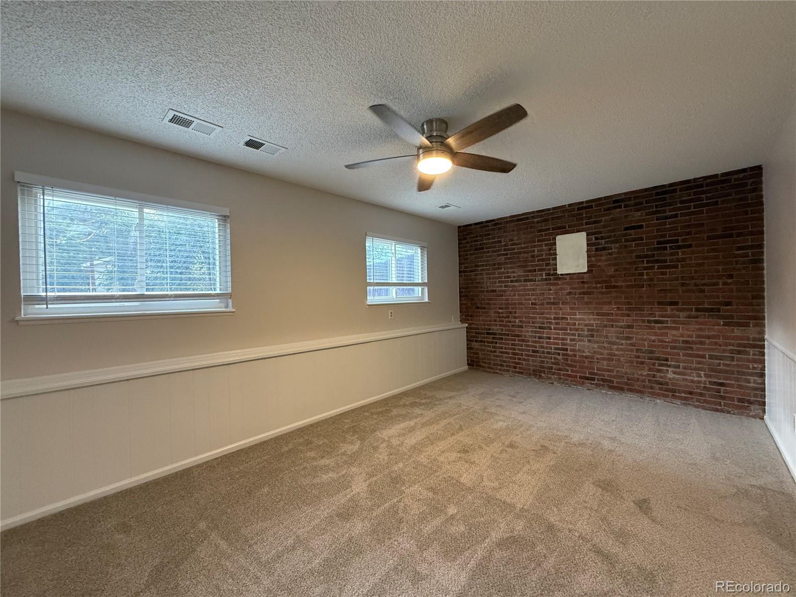 MLS Image #15 for 839 s leyden street,denver, Colorado