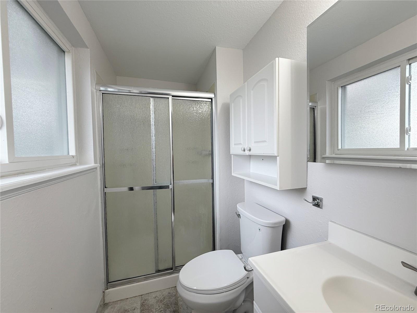 MLS Image #19 for 839 s leyden street,denver, Colorado