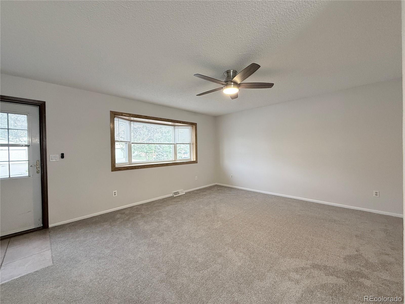 MLS Image #4 for 839 s leyden street,denver, Colorado