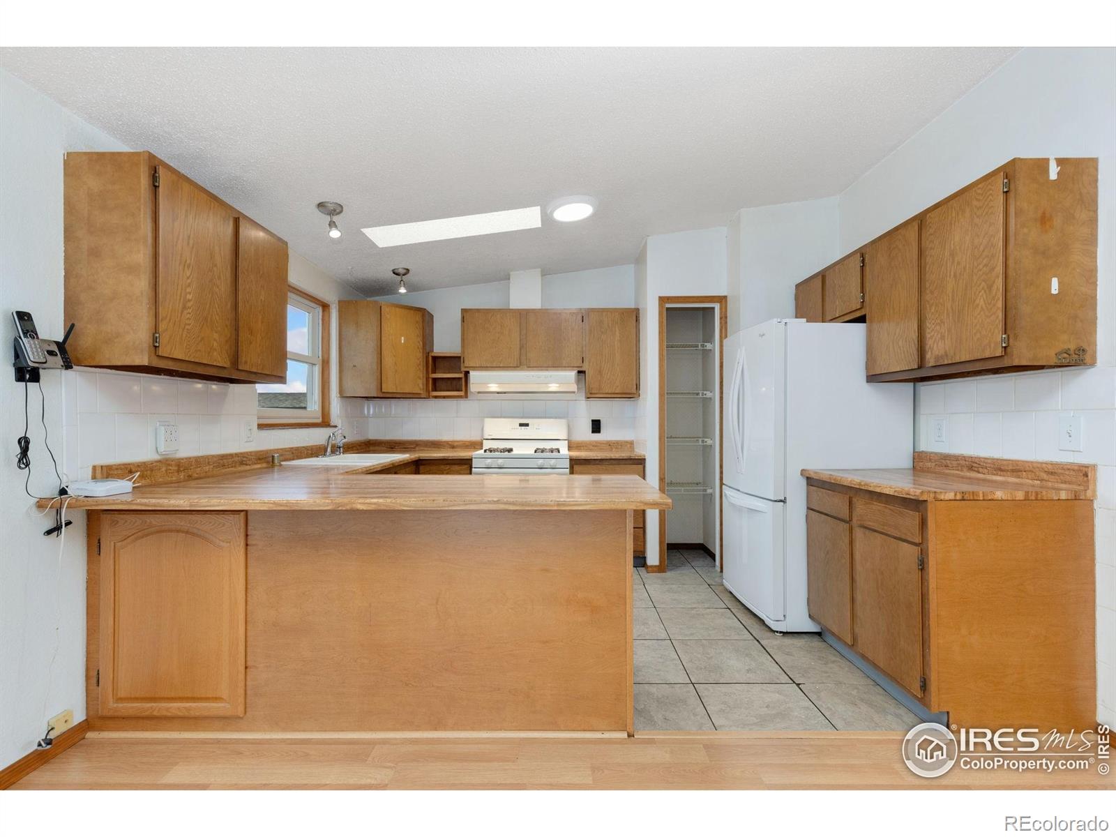 MLS Image #3 for 902  fir avenue,fort lupton, Colorado