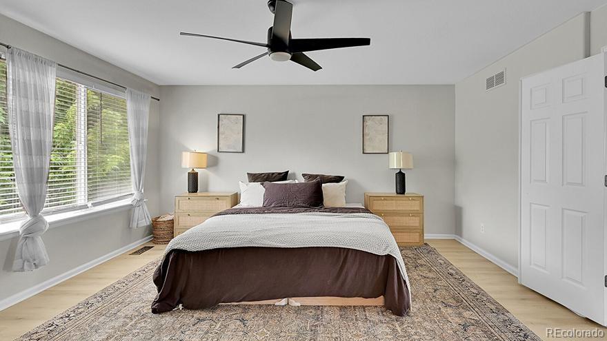 MLS Image #18 for 20106 e 41st place,denver, Colorado