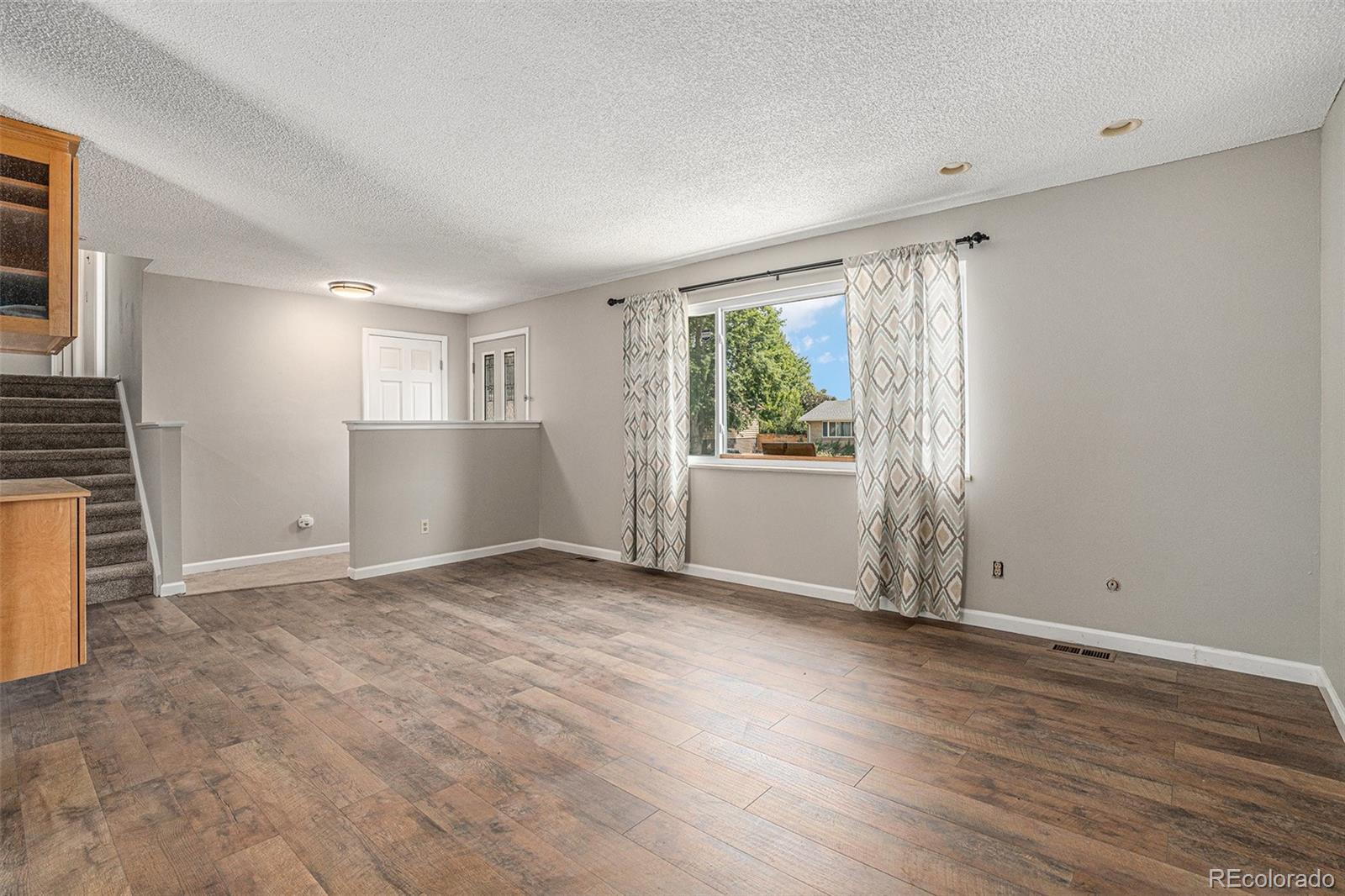 MLS Image #3 for 1293 s johnson way,lakewood, Colorado