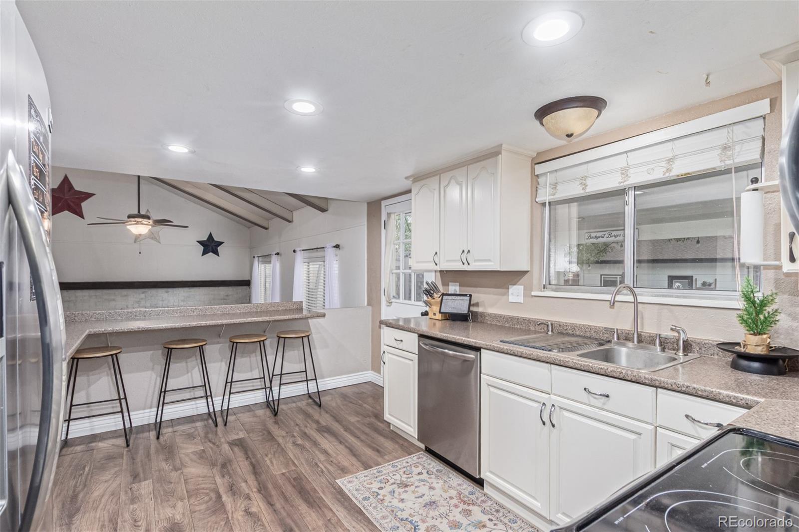 MLS Image #13 for 6615  zang street,arvada, Colorado