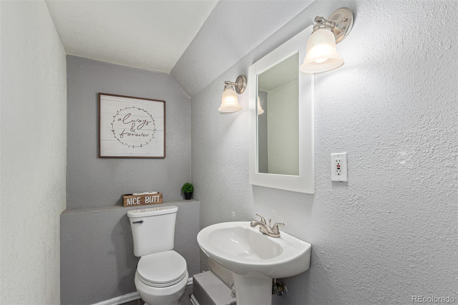 MLS Image #17 for 6615  zang street,arvada, Colorado