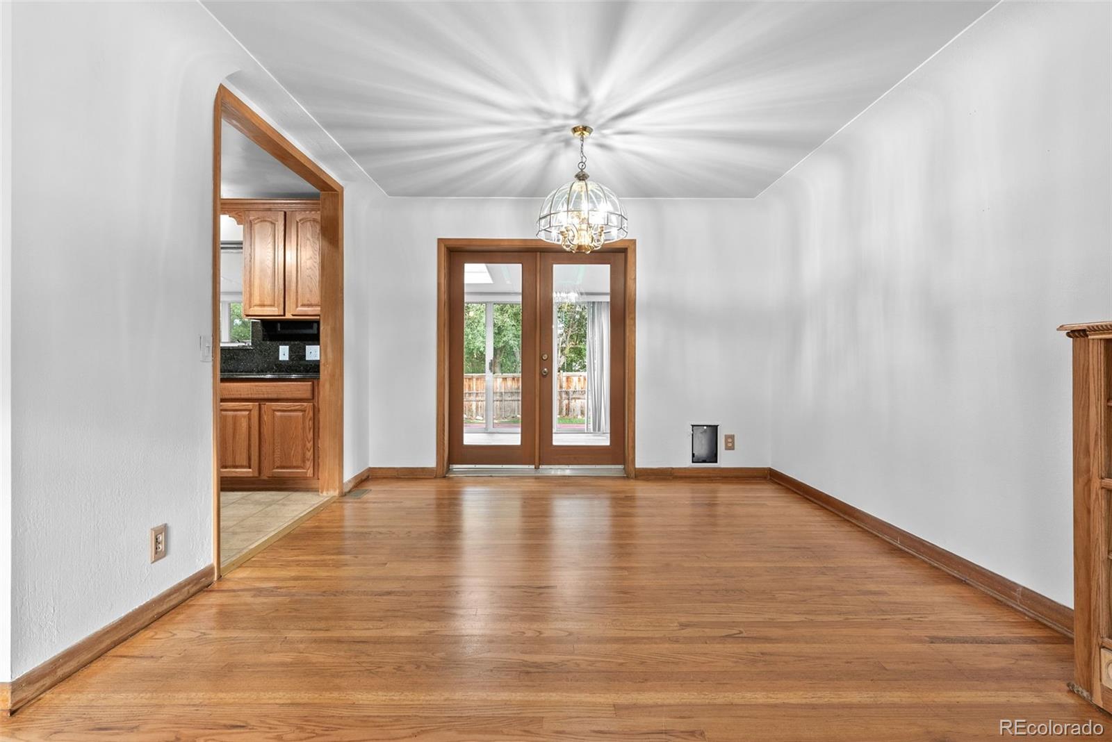 MLS Image #11 for 3085 s high street,denver, Colorado