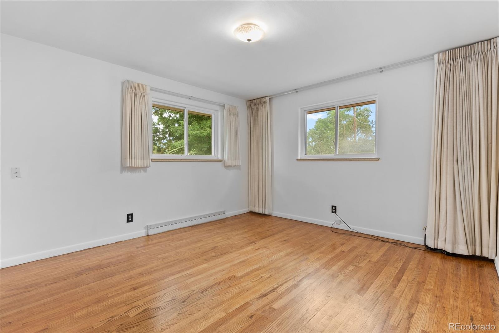 MLS Image #19 for 3085 s high street,denver, Colorado