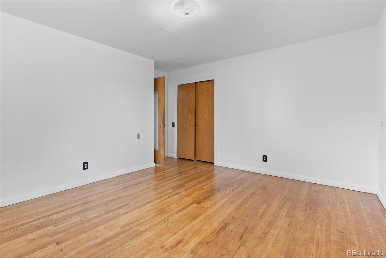 MLS Image #20 for 3085 s high street,denver, Colorado