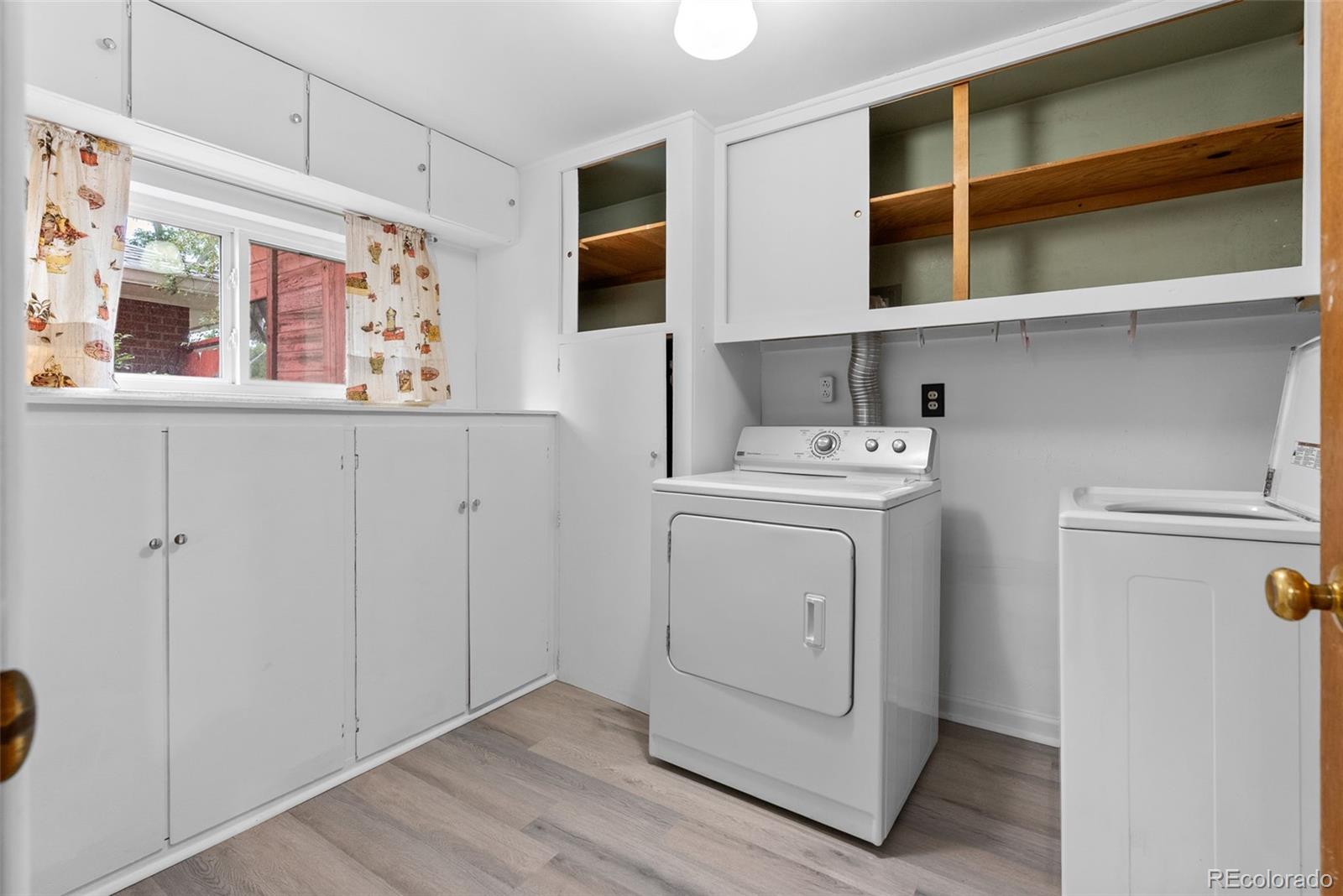 MLS Image #28 for 3085 s high street,denver, Colorado