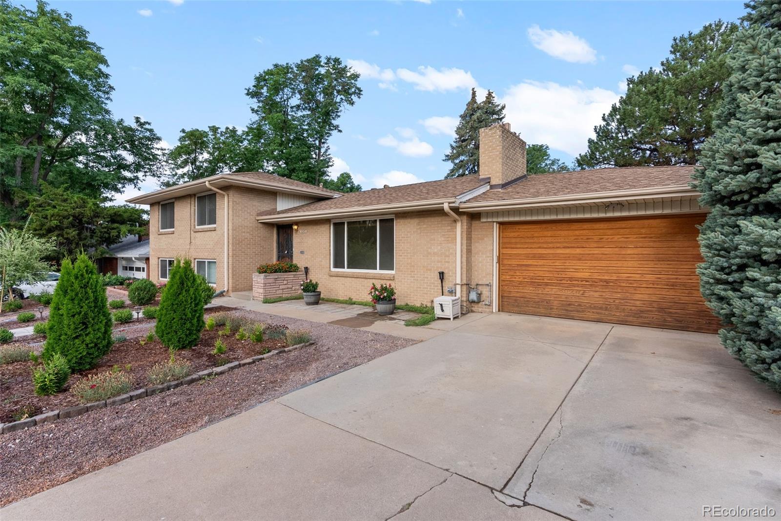 MLS Image #3 for 3085 s high street,denver, Colorado