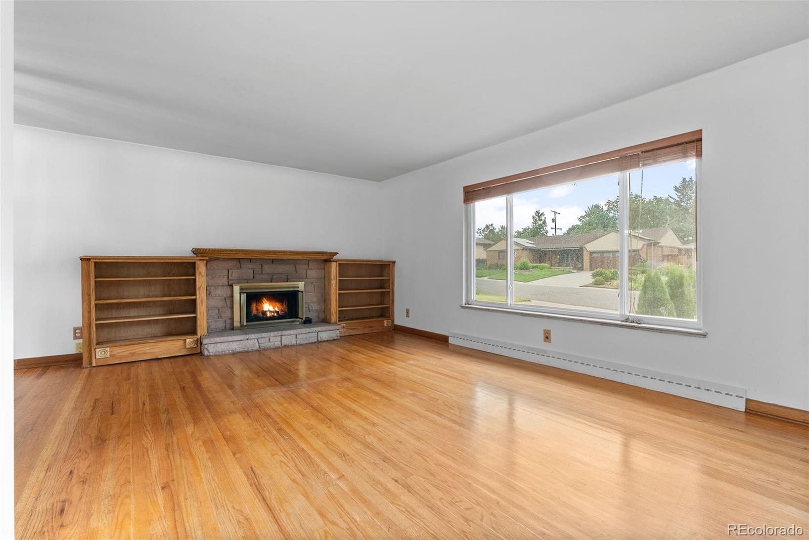 MLS Image #8 for 3085 s high street,denver, Colorado