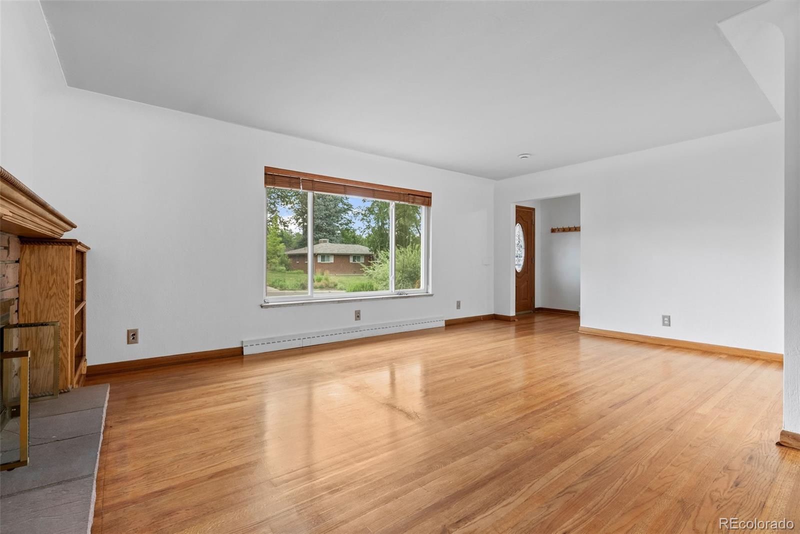 MLS Image #9 for 3085 s high street,denver, Colorado