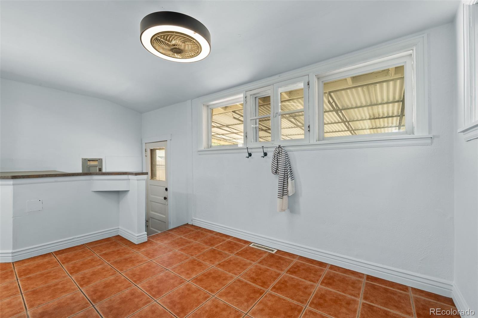 MLS Image #17 for 115 s dale court,denver, Colorado