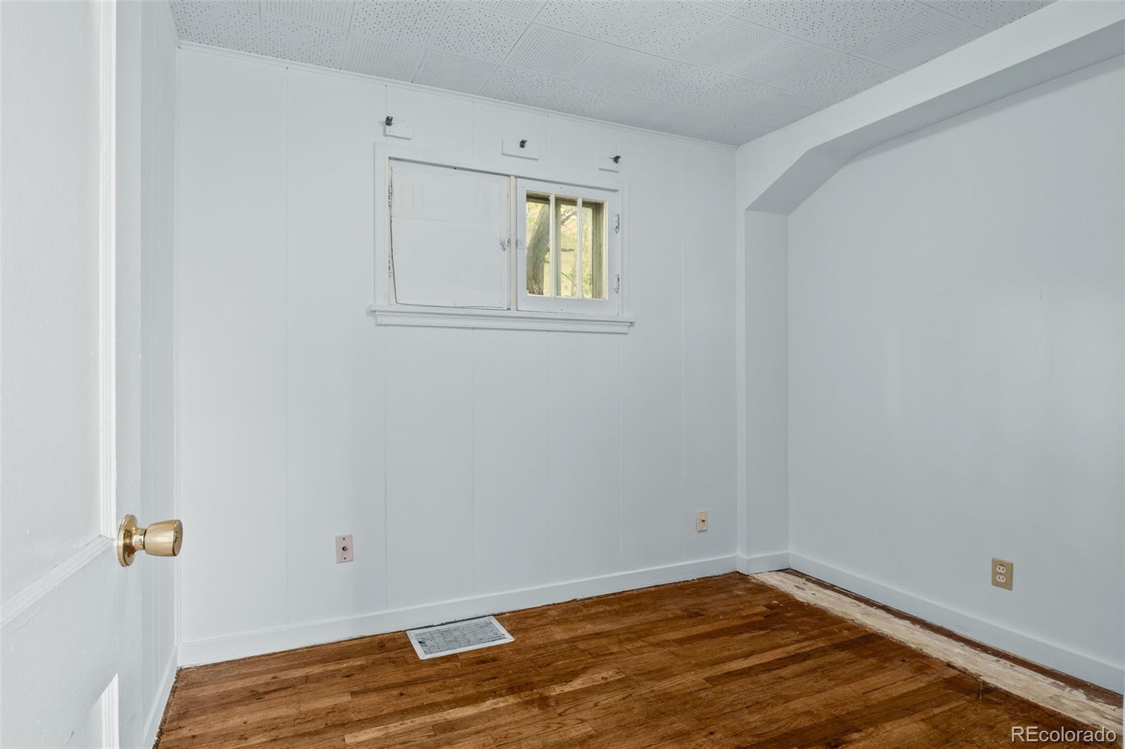 MLS Image #22 for 115 s dale court,denver, Colorado