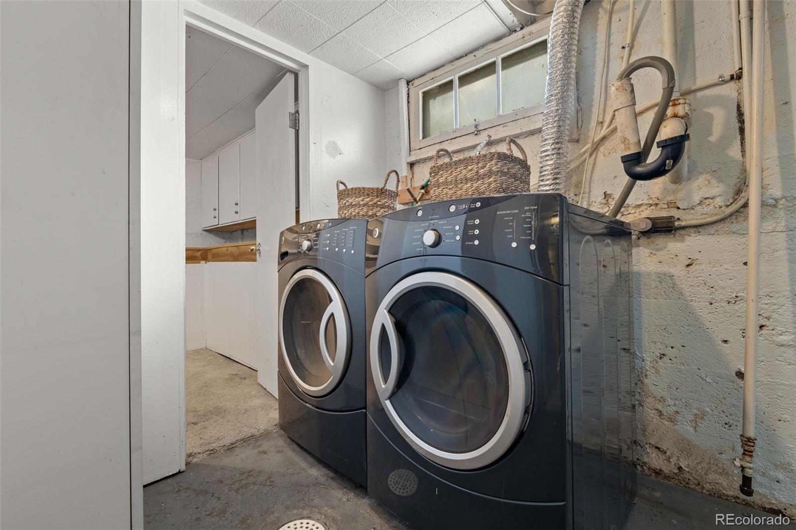 MLS Image #31 for 115 s dale court,denver, Colorado