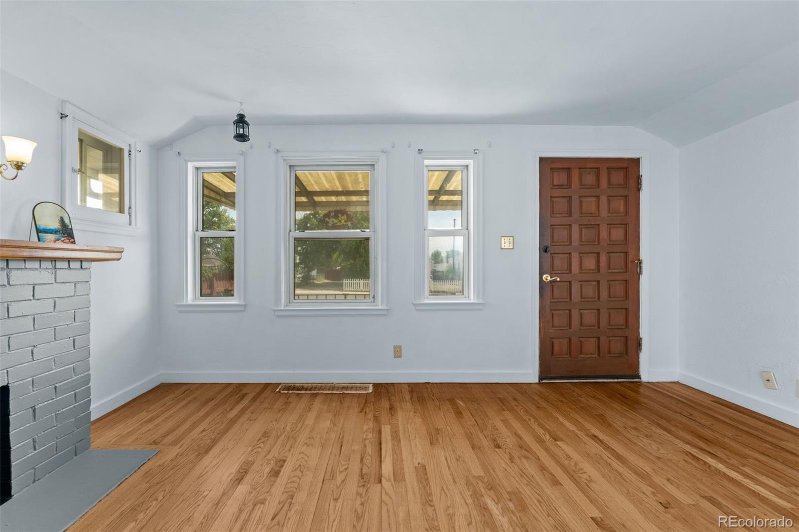 MLS Image #5 for 115 s dale court,denver, Colorado