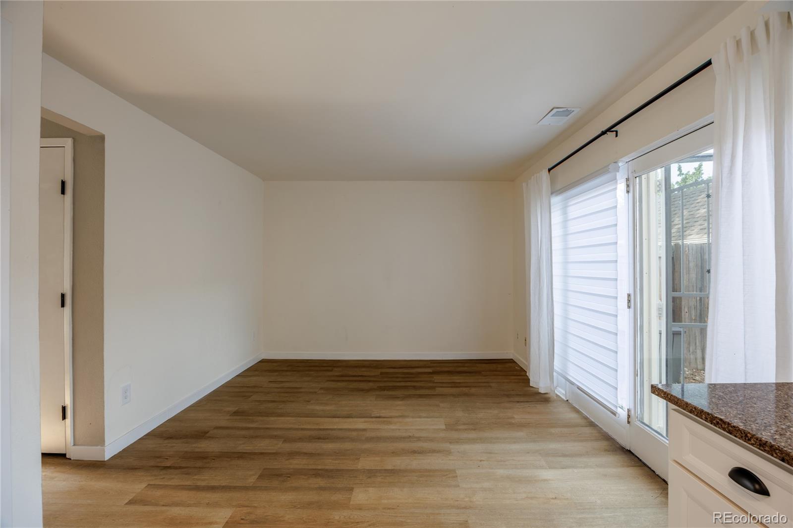 MLS Image #8 for 13196 e linvale place,aurora, Colorado