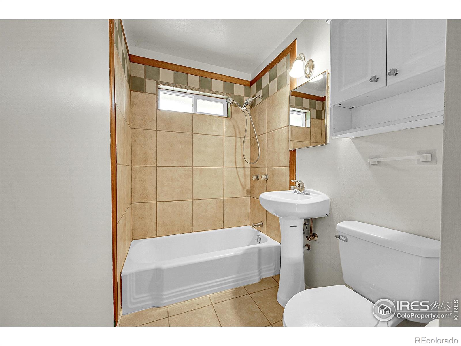 MLS Image #10 for 512  26th avenue court,greeley, Colorado