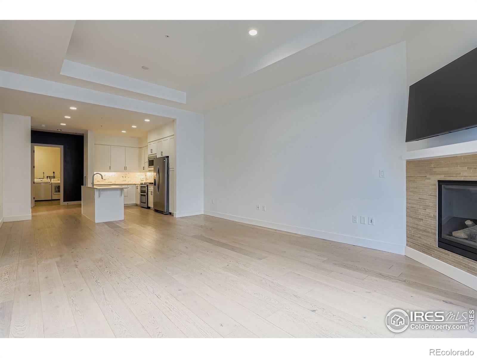 MLS Image #6 for 3301  arapahoe avenue,boulder, Colorado