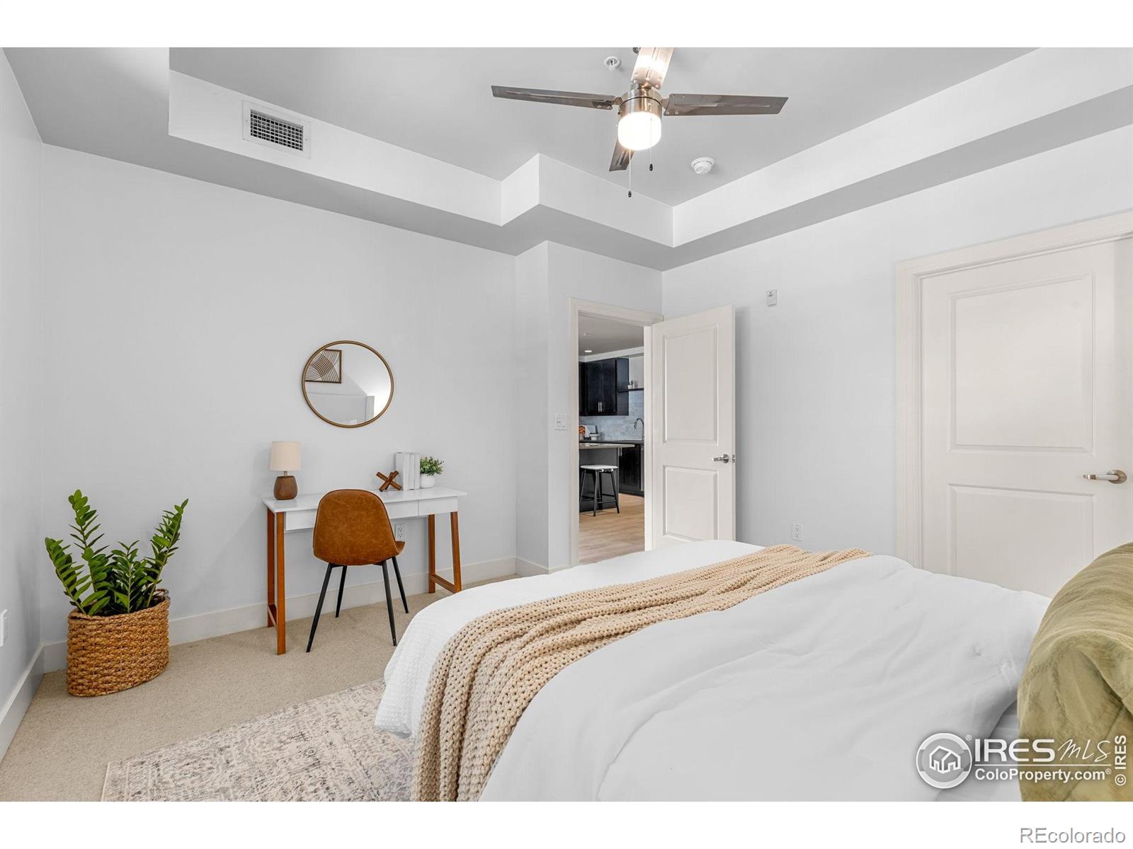 MLS Image #14 for 3401  arapahoe avenue,boulder, Colorado