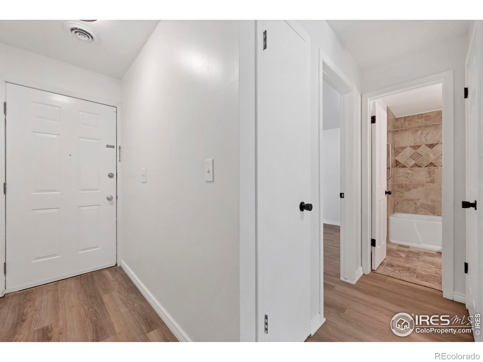 MLS Image #11 for 225 e 8th avenue,longmont, Colorado