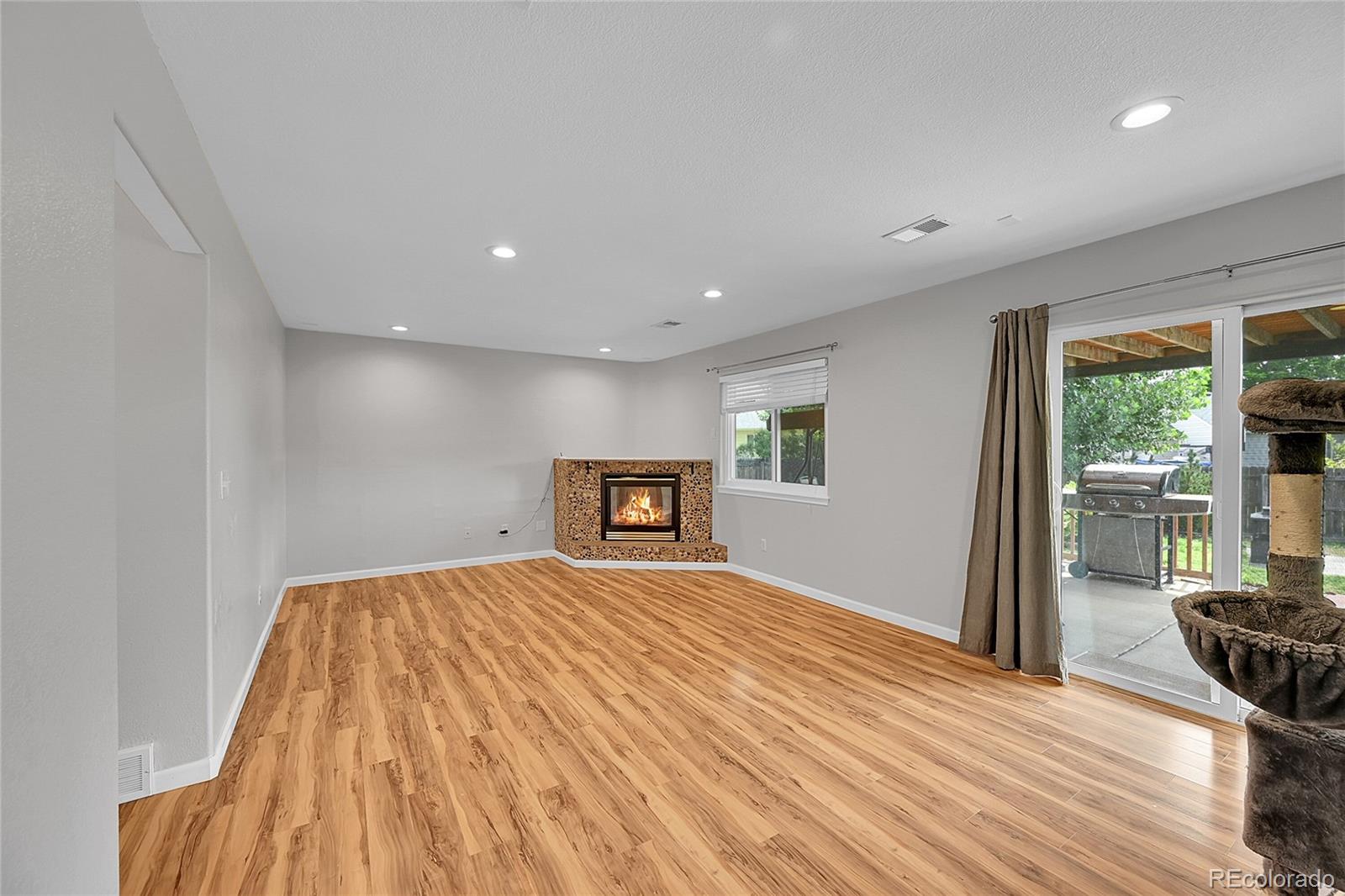 MLS Image #9 for 4000  dove lane,evans, Colorado