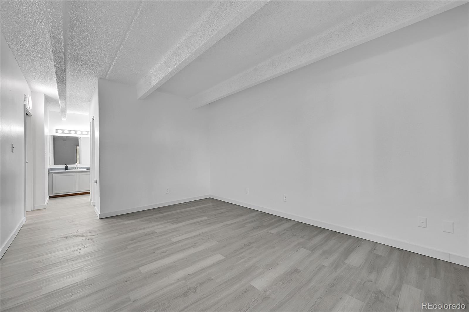 MLS Image #22 for 1011 s ironton street,aurora, Colorado