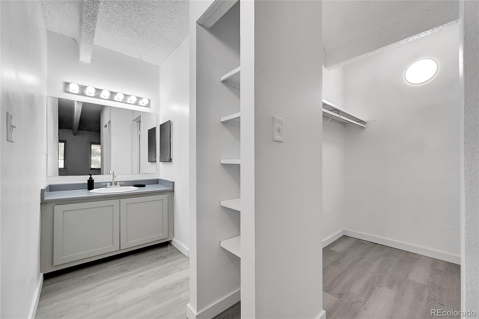 MLS Image #23 for 1011 s ironton street,aurora, Colorado