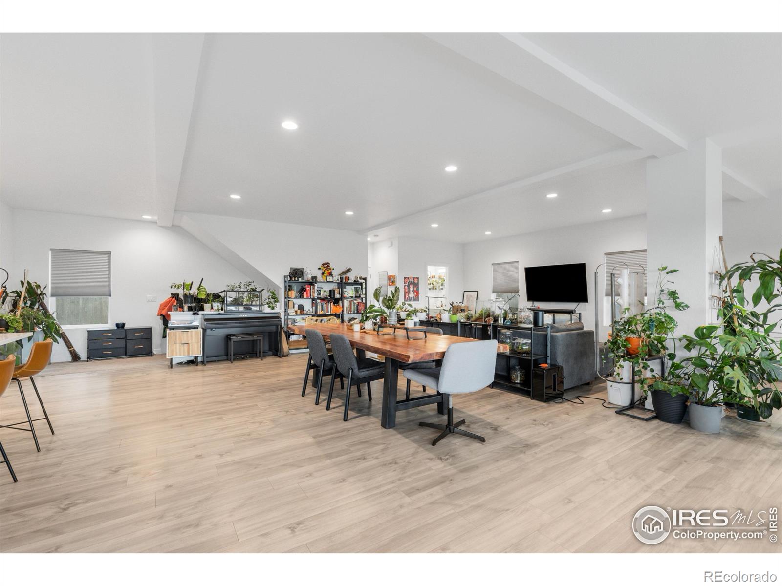 MLS Image #10 for 1400 w alaska place,denver, Colorado